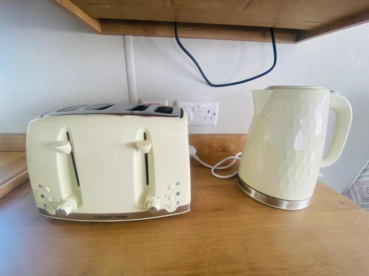 Parkdean Resorts Camber Sands Caravan 2023 Esterno foto