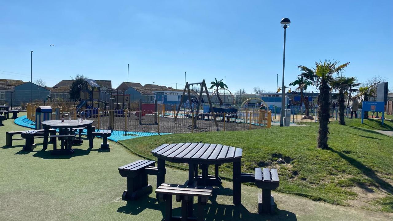 Parkdean Resorts Camber Sands Caravan 2023 Esterno foto